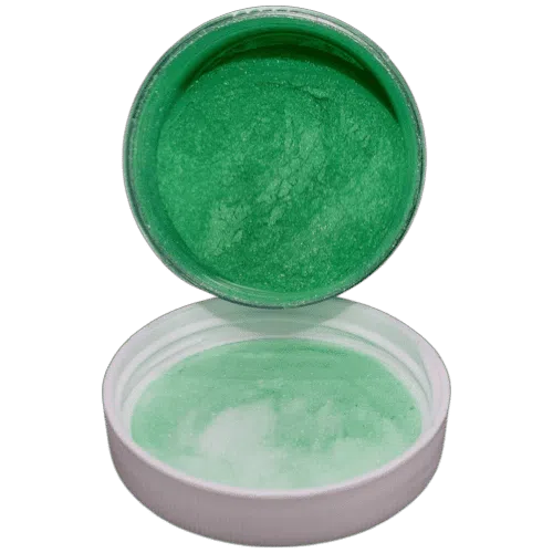 about the benjis pearl in jar spilling onto white lid
