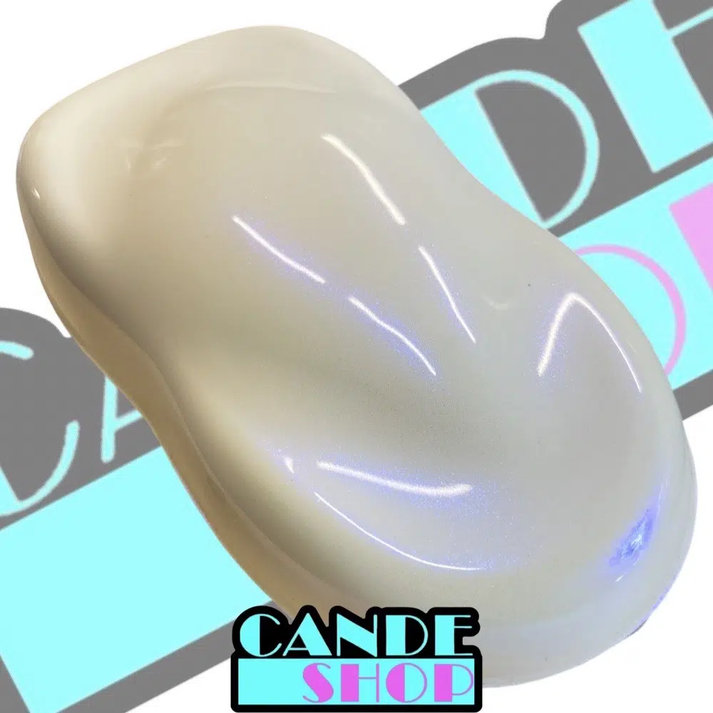 hypothermic chameleon paint spray out over white base